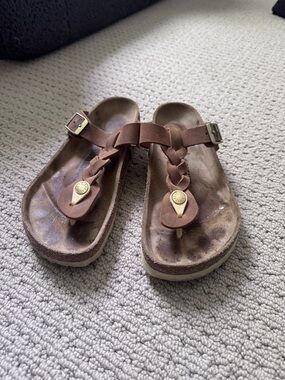 Birkenstock Gizeh braided sandels